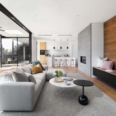 photo-1600607687939-ce8a6c25118c